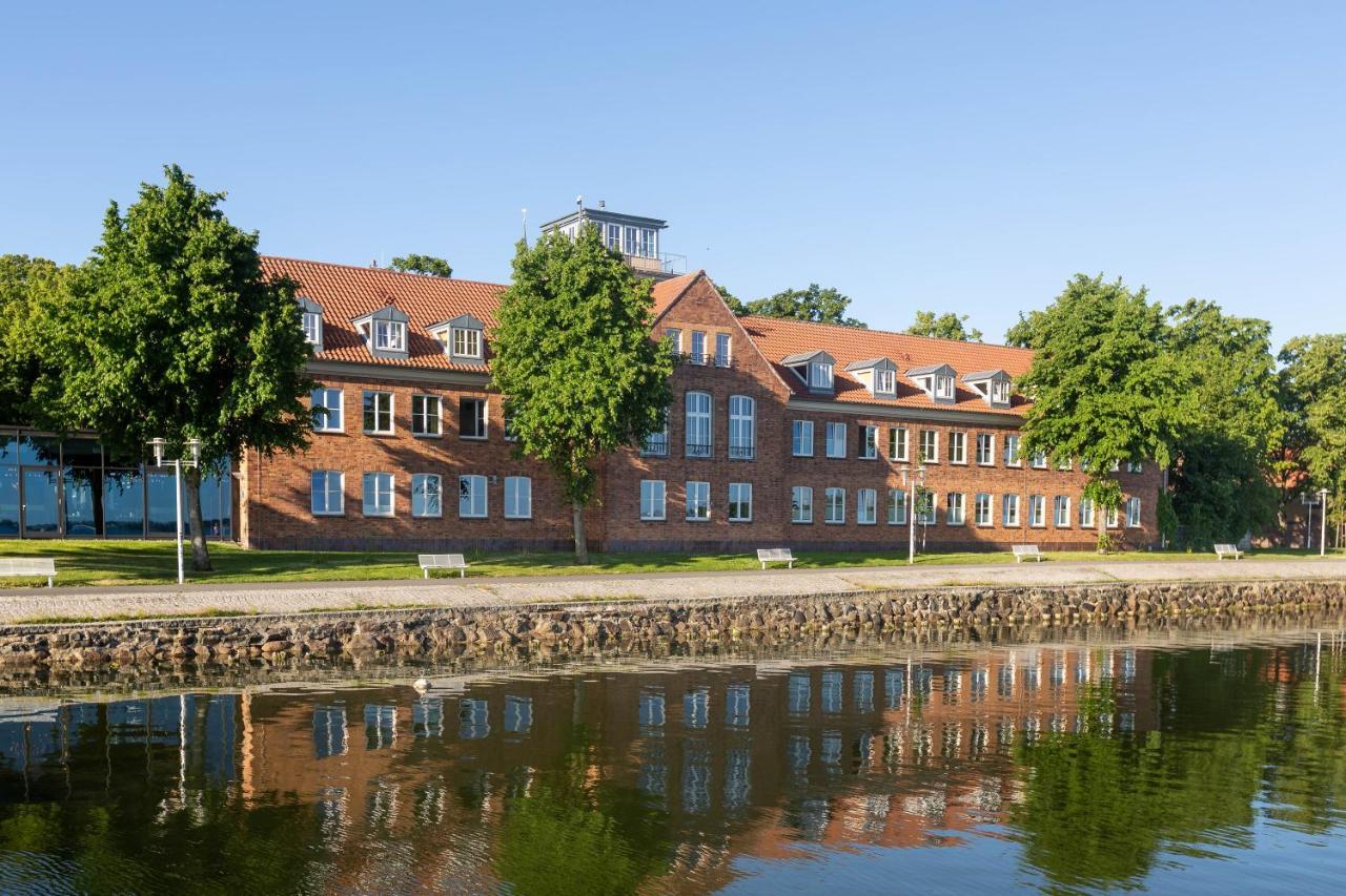 Hotel Hafenresidenz Stralsund Exterior foto